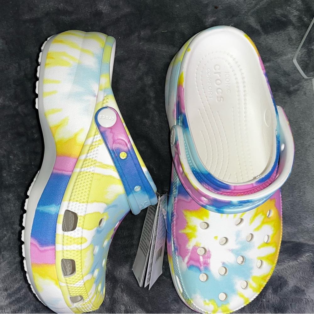 Crocs Platform Tie Dye (Size 9)